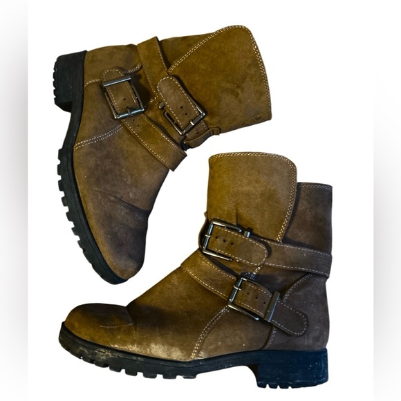 Brown Suede Buckle Boots with Faux Fur - Picture 4 of 6